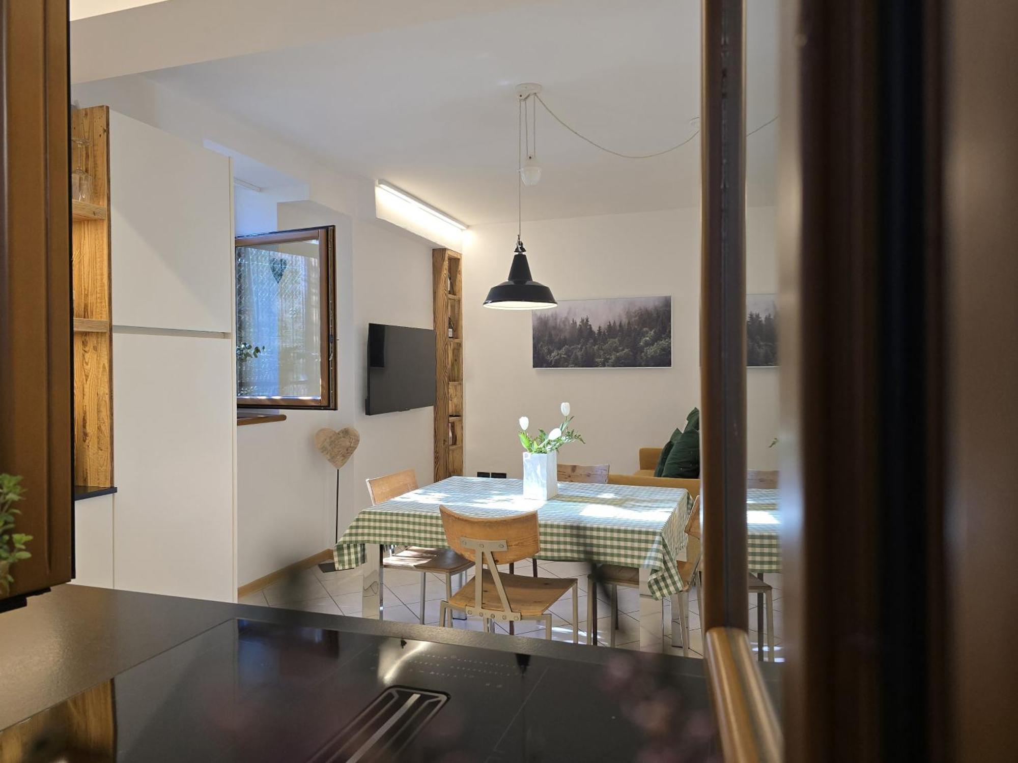 Dolomiten Lounge - Moderno Con Parcheggio Privato 佩尔吉内瓦尔苏加纳 外观 照片