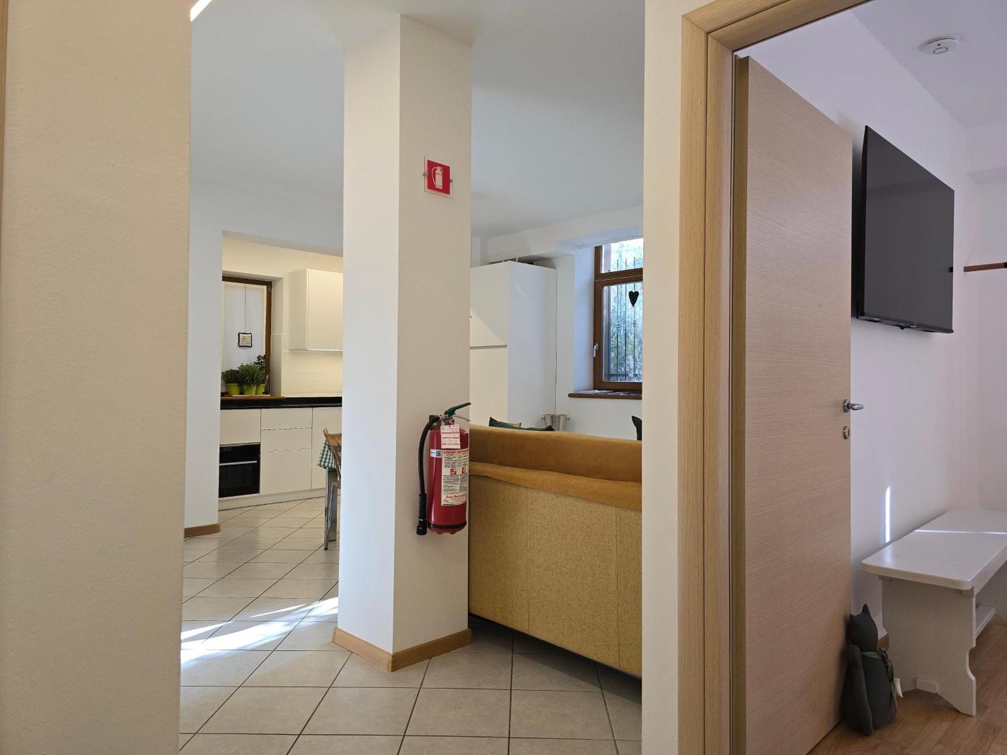 Dolomiten Lounge - Moderno Con Parcheggio Privato 佩尔吉内瓦尔苏加纳 外观 照片