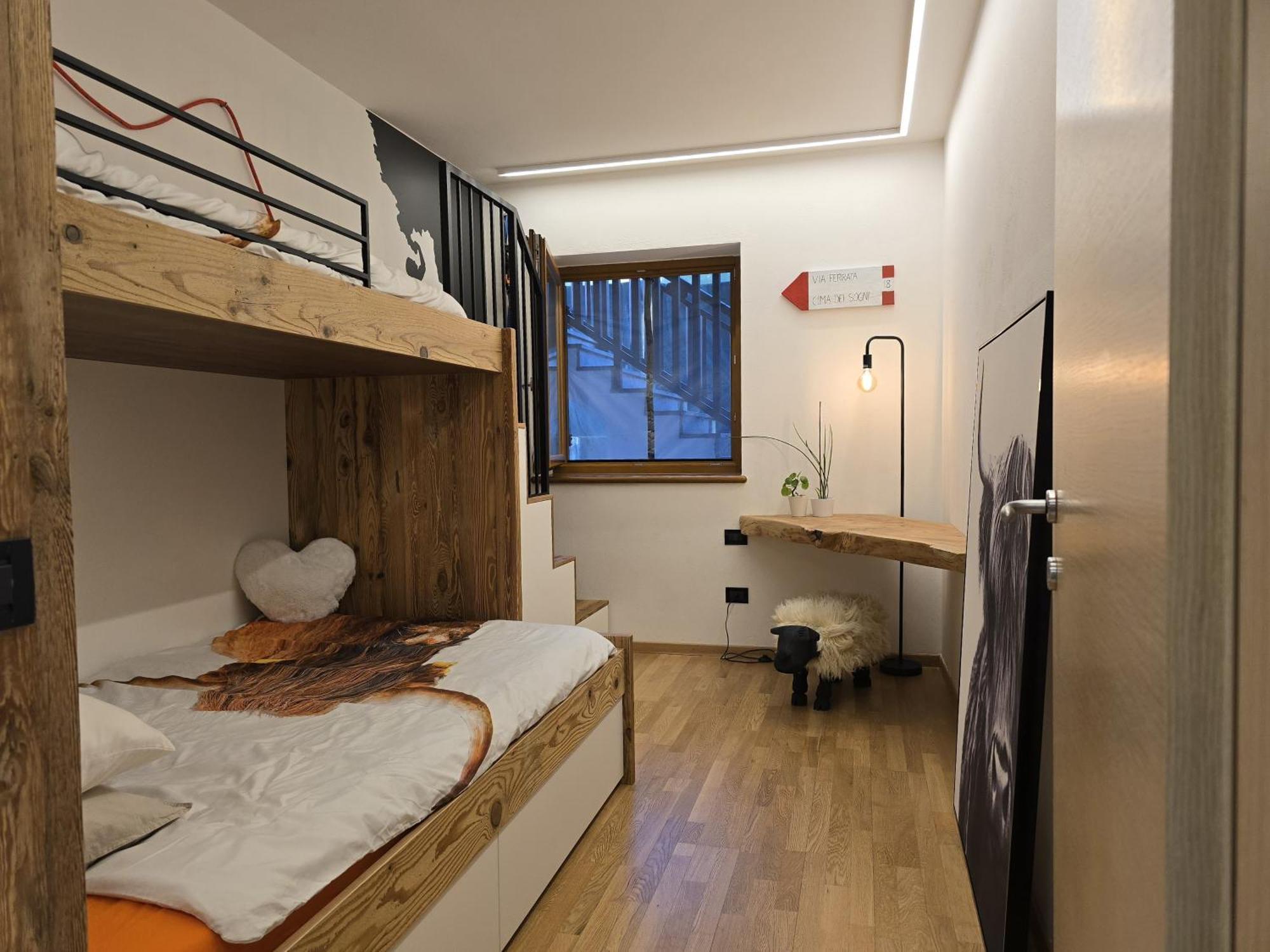 Dolomiten Lounge - Moderno Con Parcheggio Privato 佩尔吉内瓦尔苏加纳 外观 照片